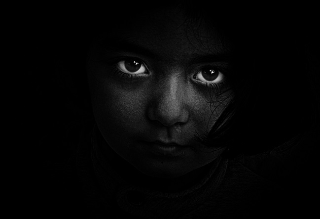 Omar Alnahi - eyes portrait person girl